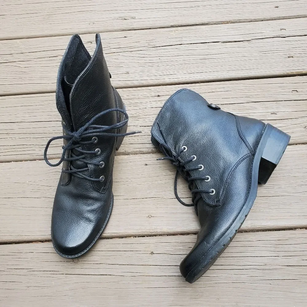 Vintage 90s y2k Black Leather Lace-up Granny Lolita Ankle Combat Boots Booties